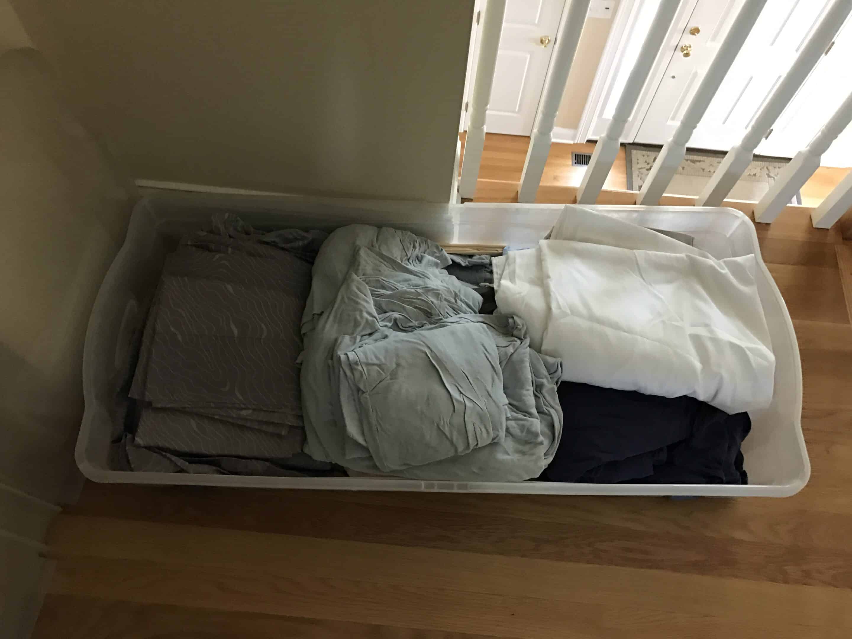 sheets and towels for animal shelters CommanderinShe